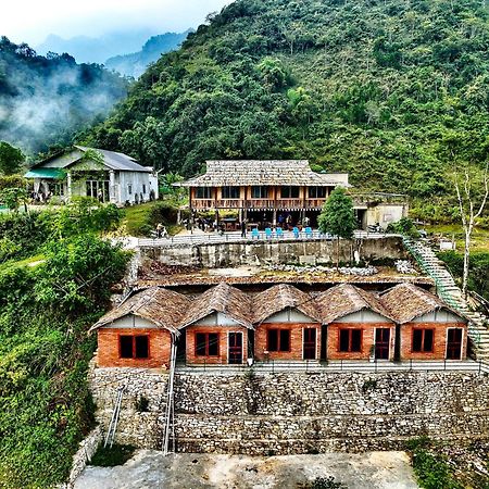 Du Gia Cozy Homestay & Tours Làng Cac Exteriör bild