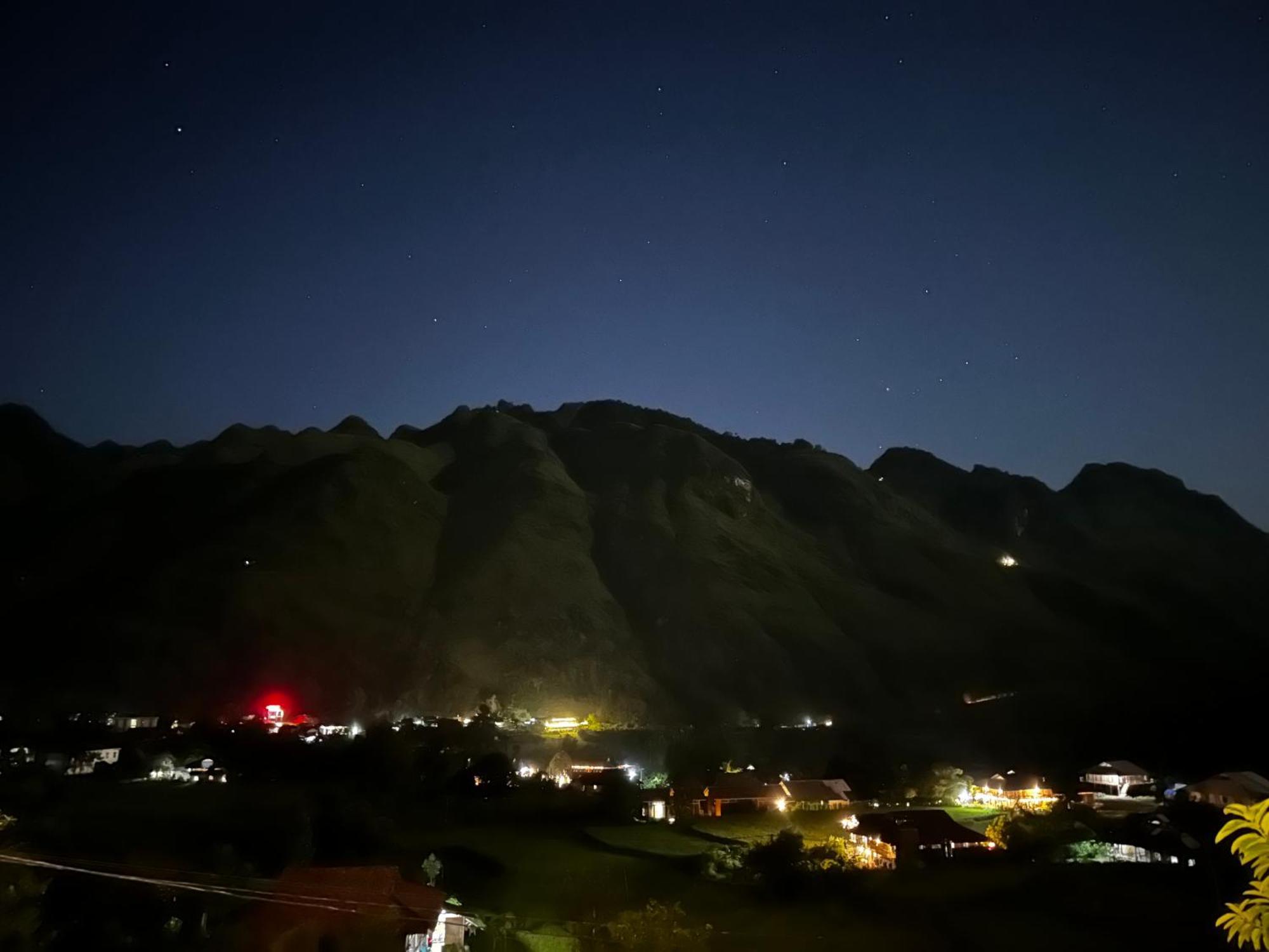 Du Gia Cozy Homestay & Tours Làng Cac Exteriör bild