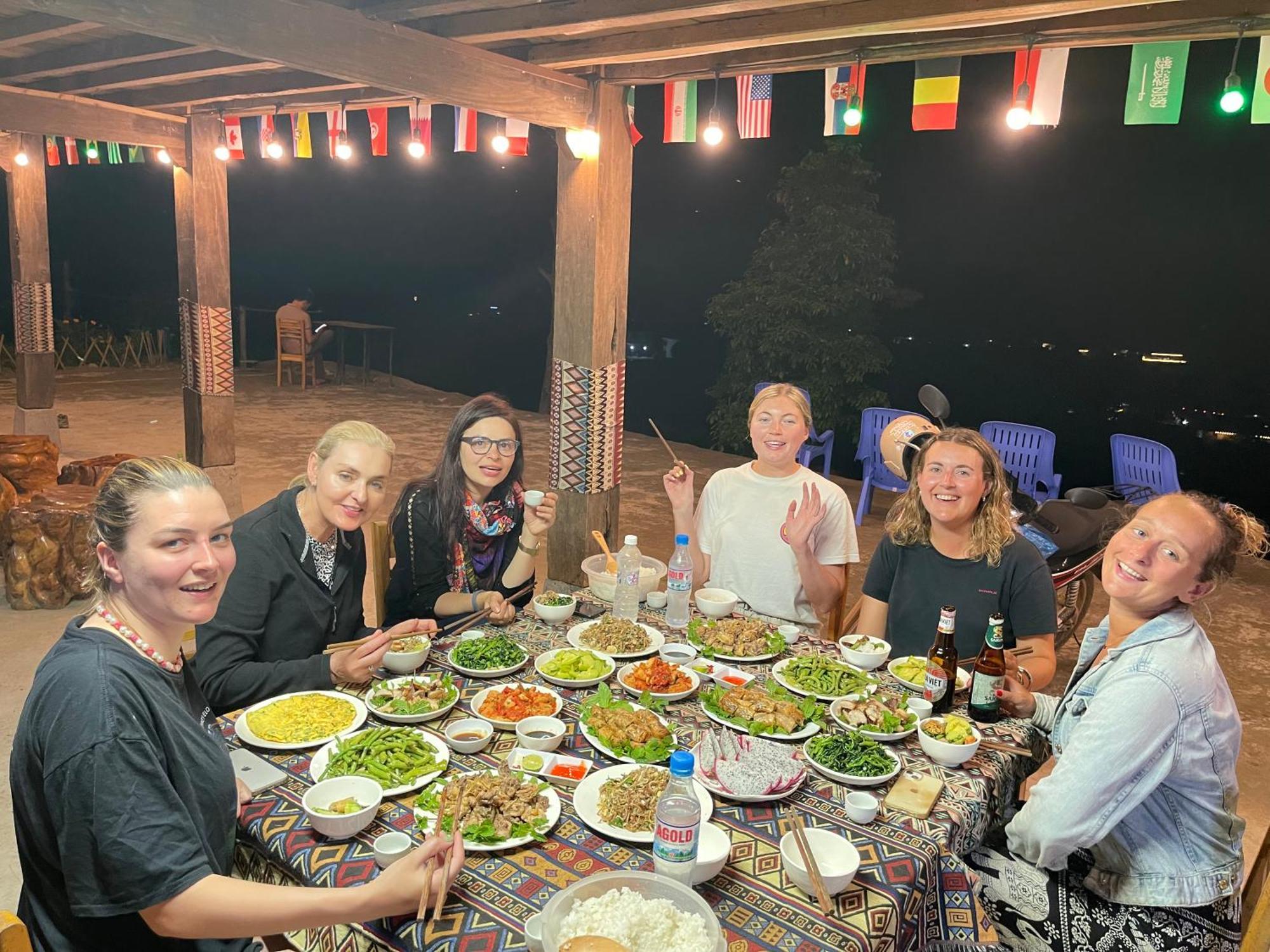 Du Gia Cozy Homestay & Tours Làng Cac Exteriör bild