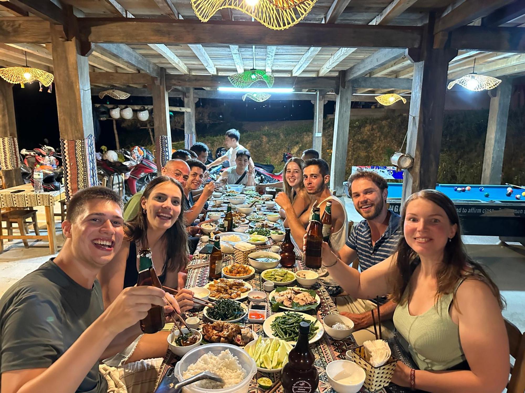 Du Gia Cozy Homestay & Tours Làng Cac Exteriör bild